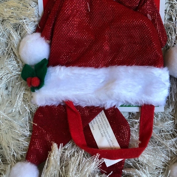 Pet Santa hat and scarf - Picture 3 of 8